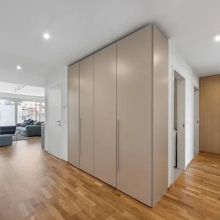 Апартаменты Spacious 2-bedroom With A Terrace In Central